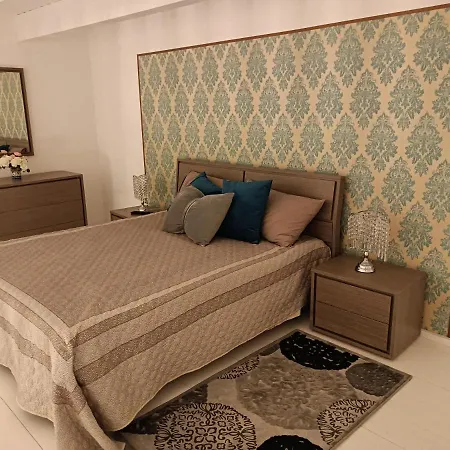 Santandrea Suites Μπαρλέτα